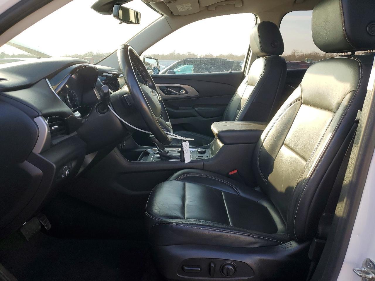 2020 Chevrolet Traverse Lt - zdjęcie 7