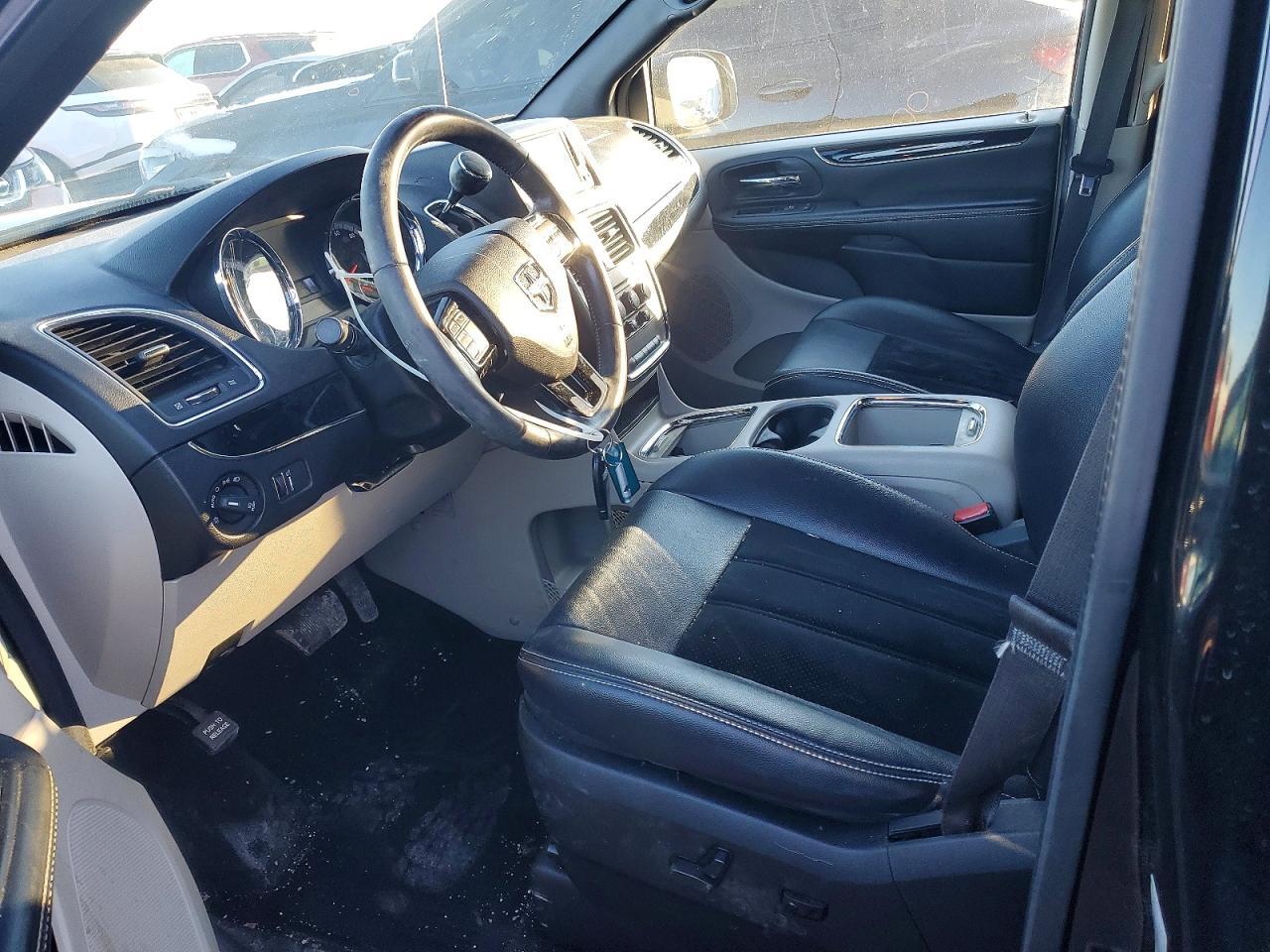 2017 Dodge Grand Caravan Sxt - zdjęcie 7