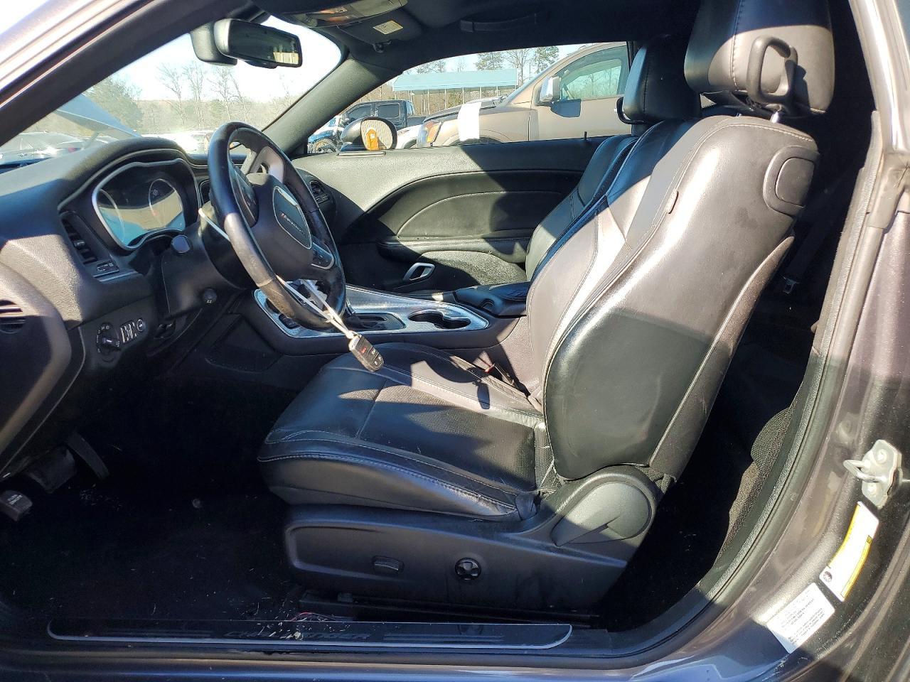 2016 Dodge Challenger Sxt - zdjęcie 7