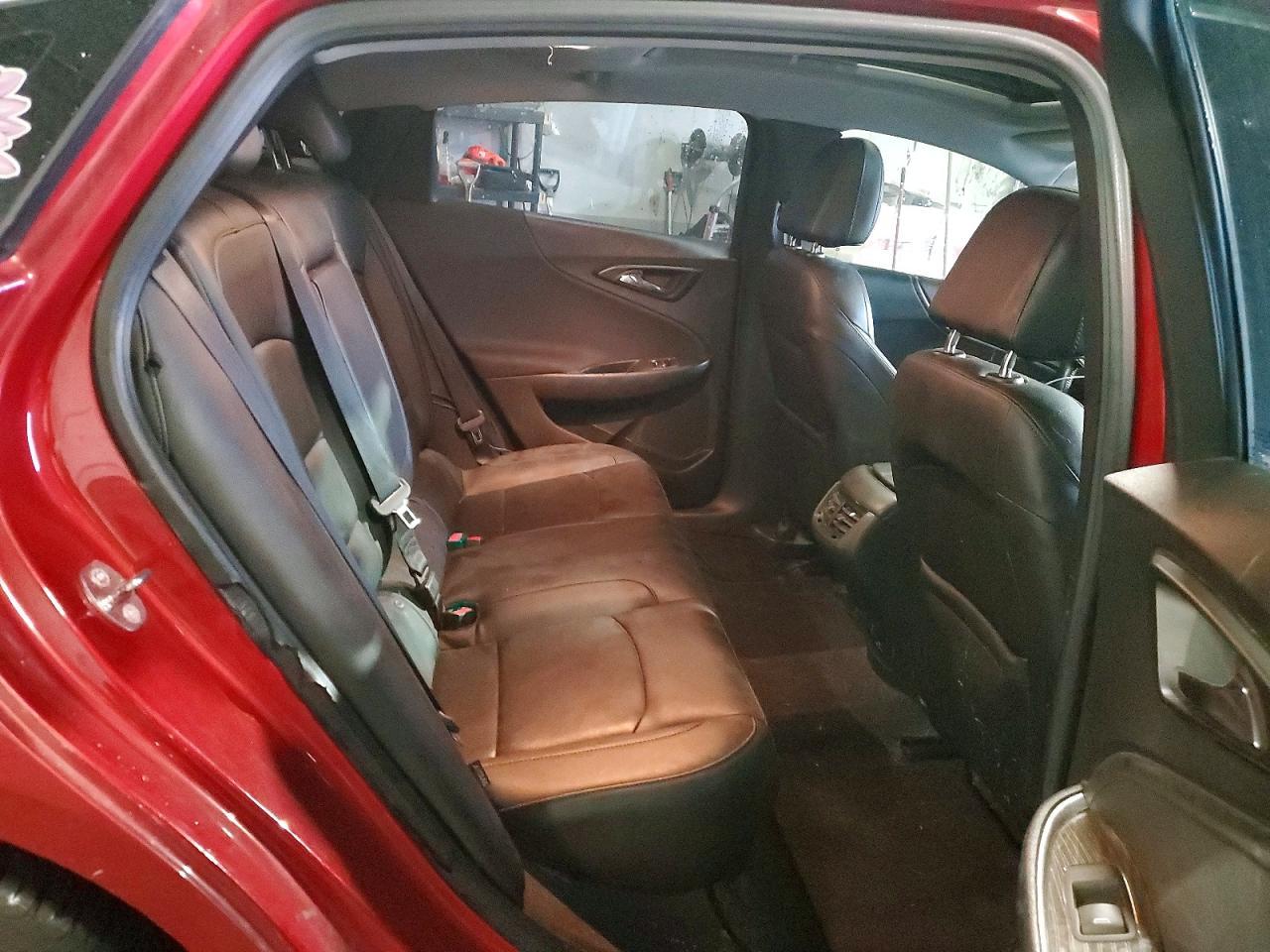 2016 Chevrolet Malibu Premier - zdjęcie 10