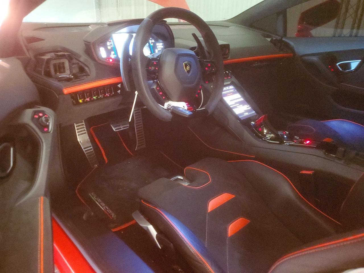 2022 Lamborghini Huracan Evo - zdjęcie 8