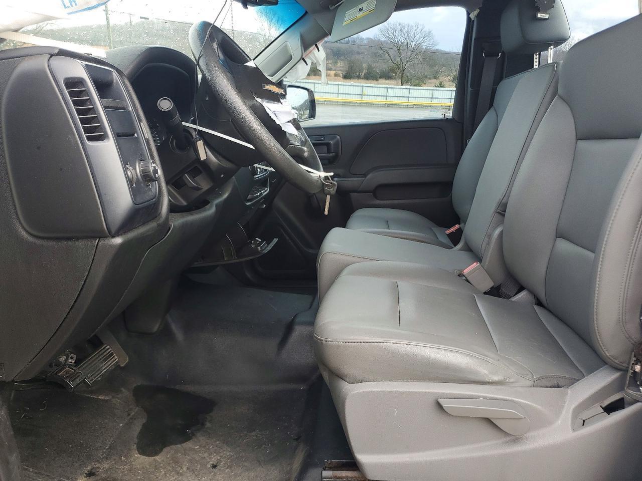 2017 Chevrolet Silverado C1500 - zdjęcie 7