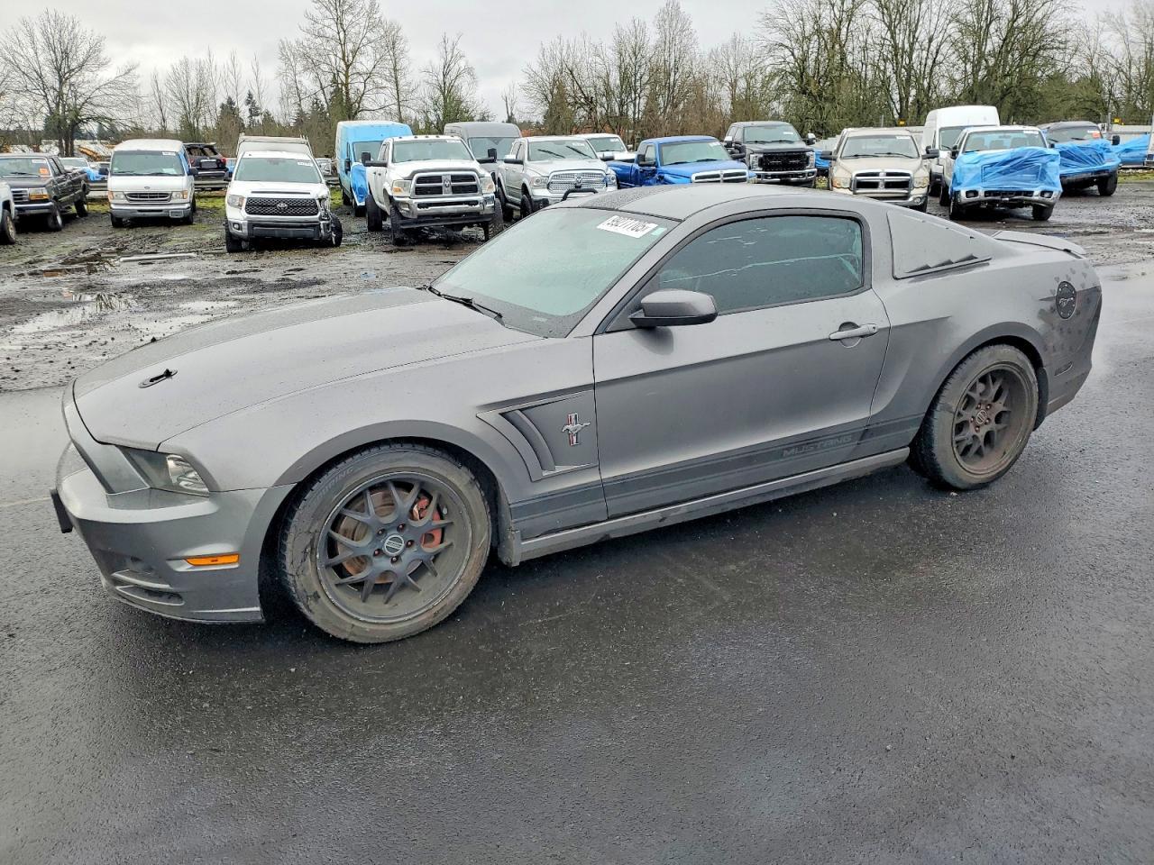 2020 Ford Mustang - zdjęcie główne