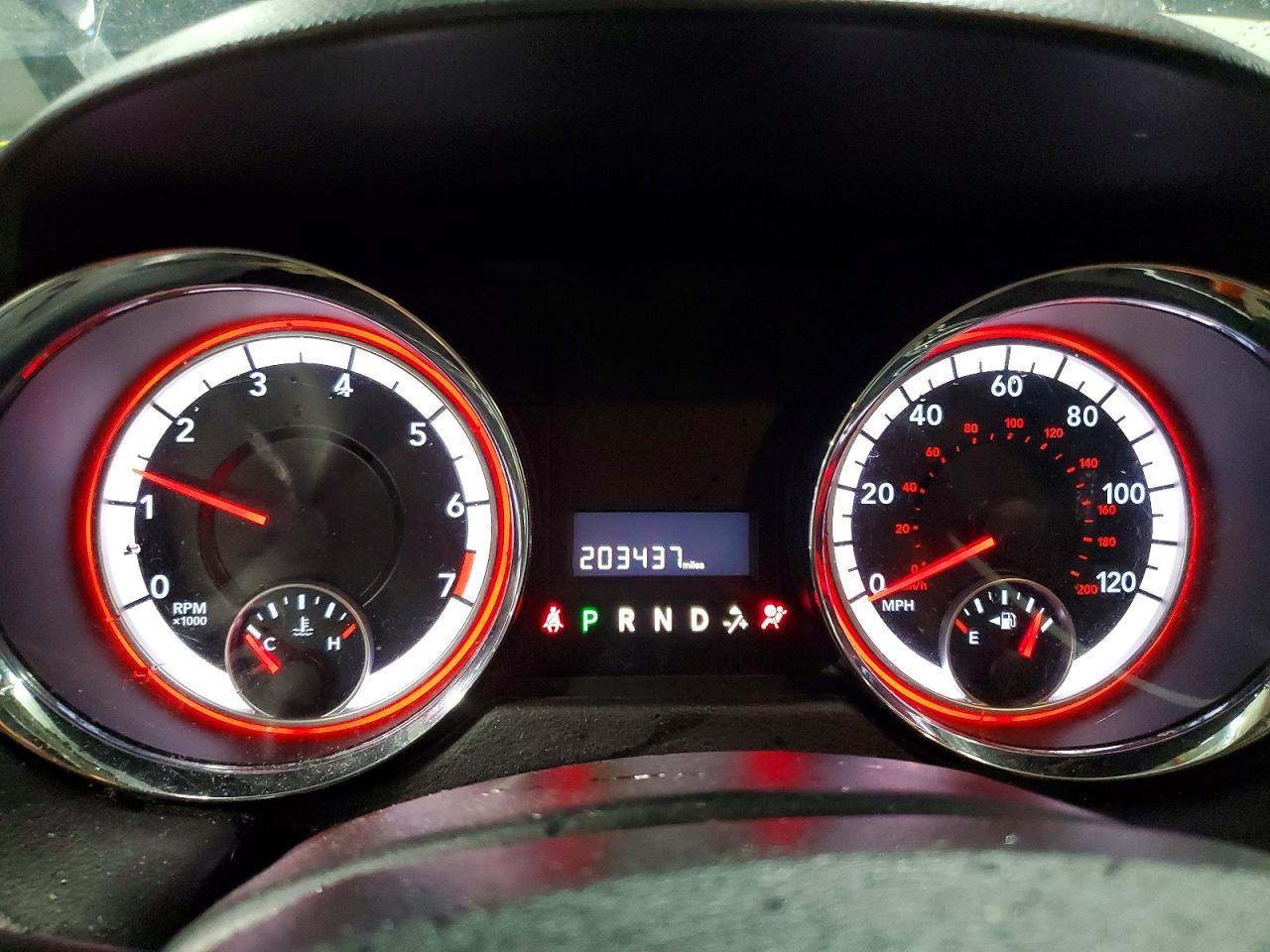 2014 Dodge Grand Caravan Sxt - zdjęcie 17