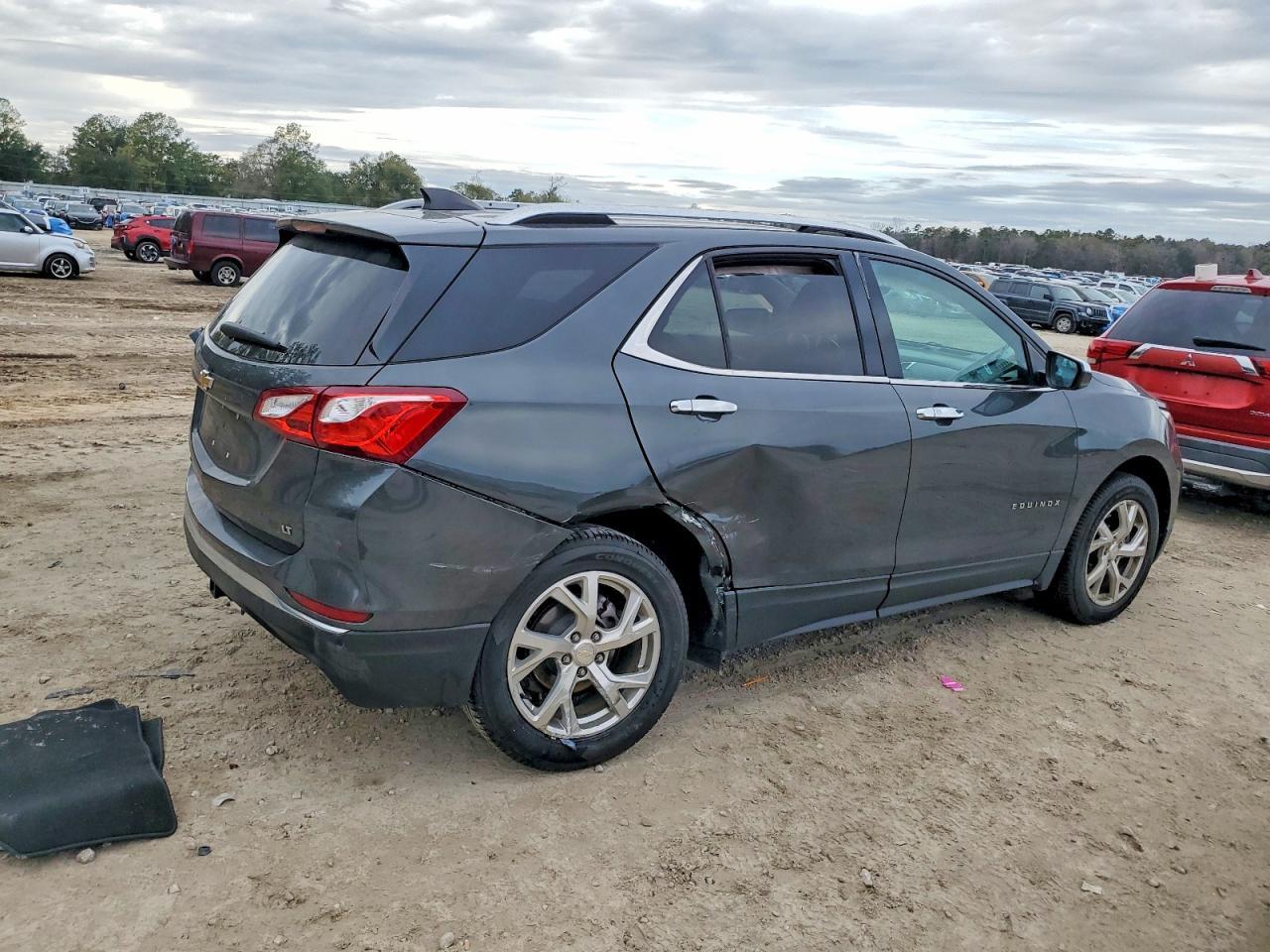 2020 Chevrolet Equinox Lt - zdjęcie 3