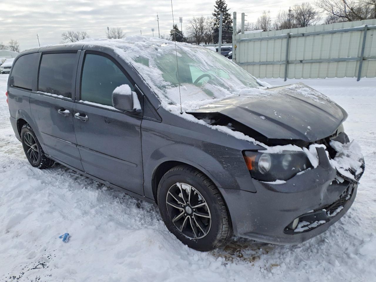 2016 Dodge Grand Caravan R/T - zdjęcie 4