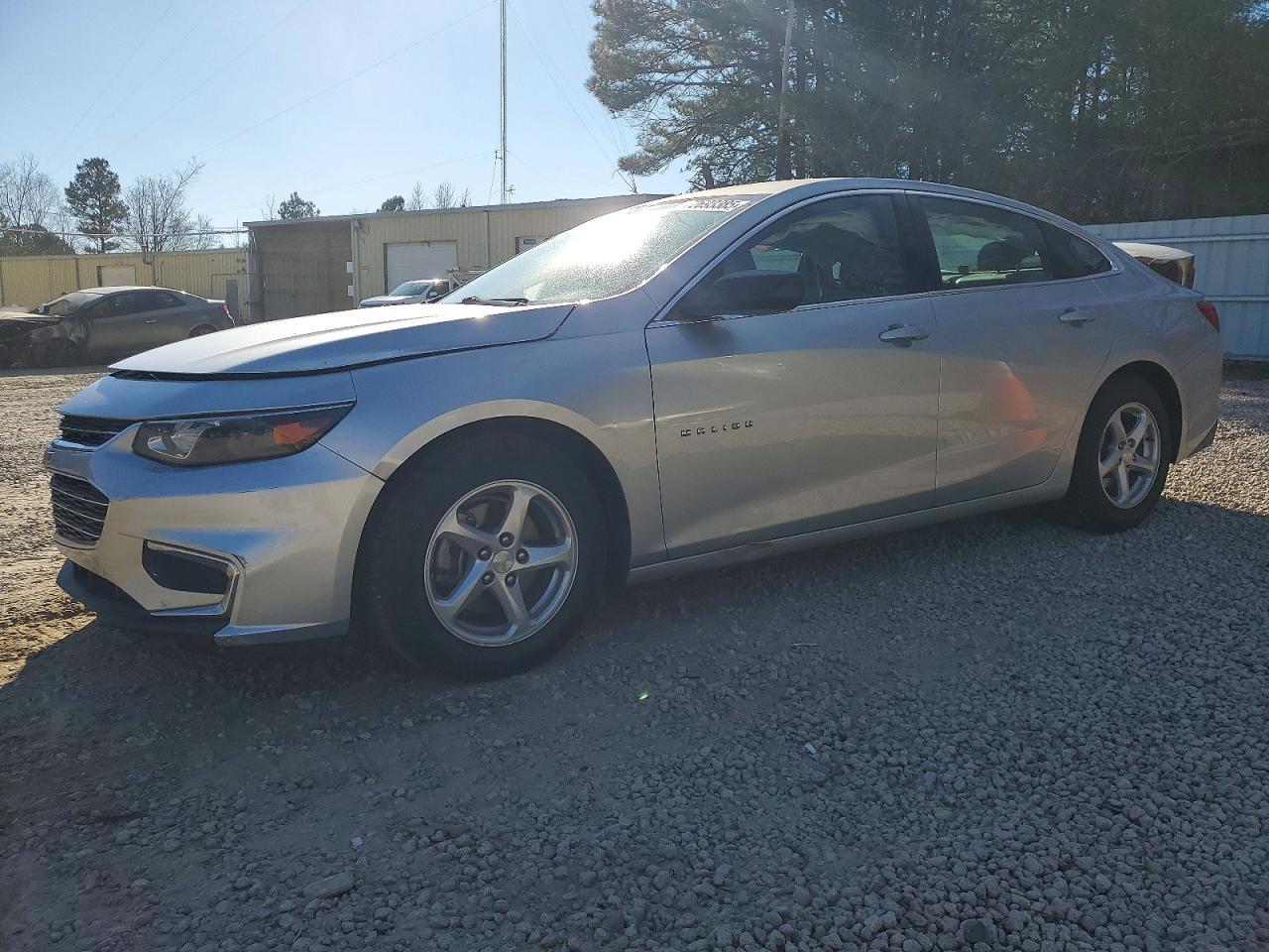 2016 Chevrolet Malibu Ls - zdjęcie główne