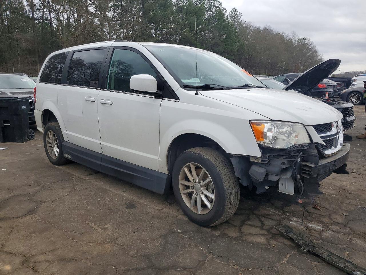 2018 Dodge Grand Caravan Sxt - zdjęcie 4