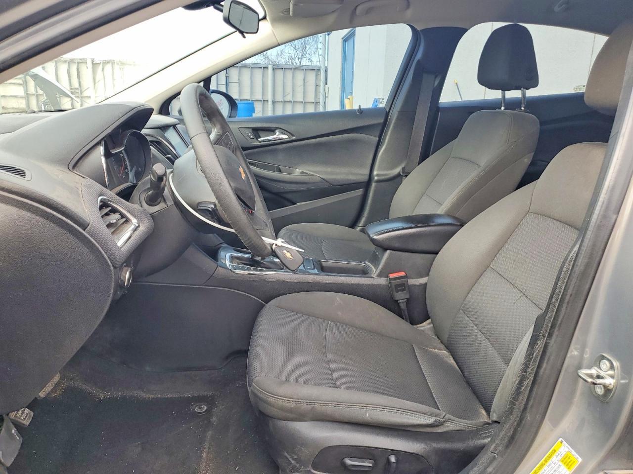 2018 Chevrolet Cruze Lt - zdjęcie 7