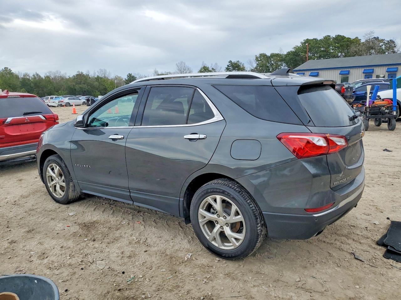 2020 Chevrolet Equinox Lt - zdjęcie 2