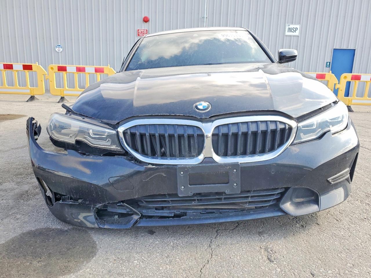 BMW Seria 3 - zdjęcie 5