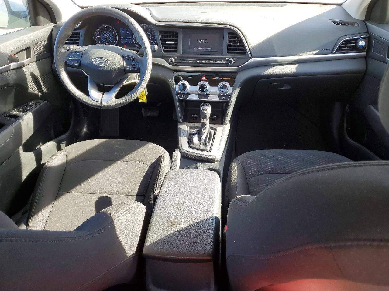 2019 Hyundai Elantra Se - zdjęcie 8