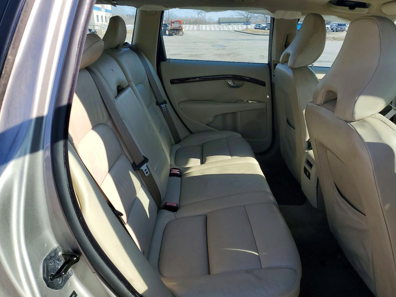 2017 Volvo V70 3.2 - zdjęcie 10