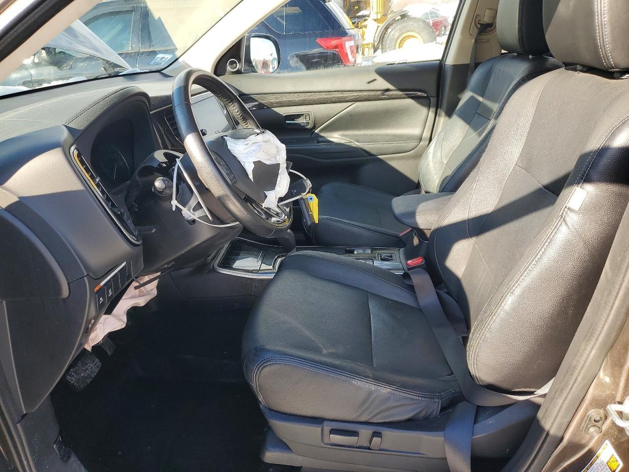 2017 Mitsubishi Outlander Gt - zdjęcie 7