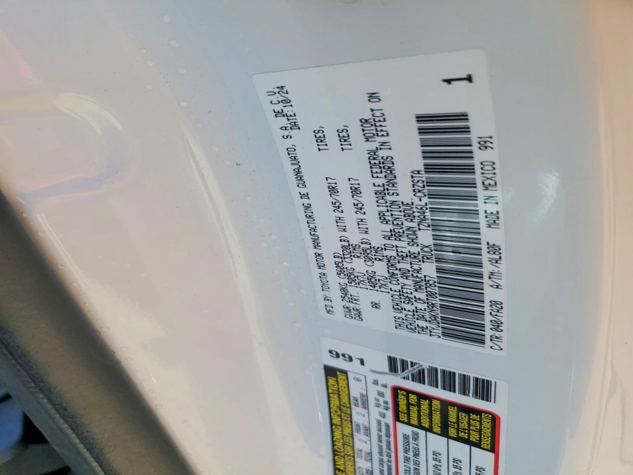 2024 Toyota Tacoma Sr - zdjęcie 12