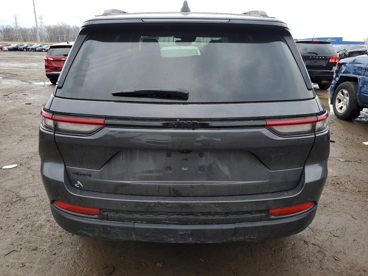 2024 Jeep Grand Cherokee Laredo - zdjęcie 6