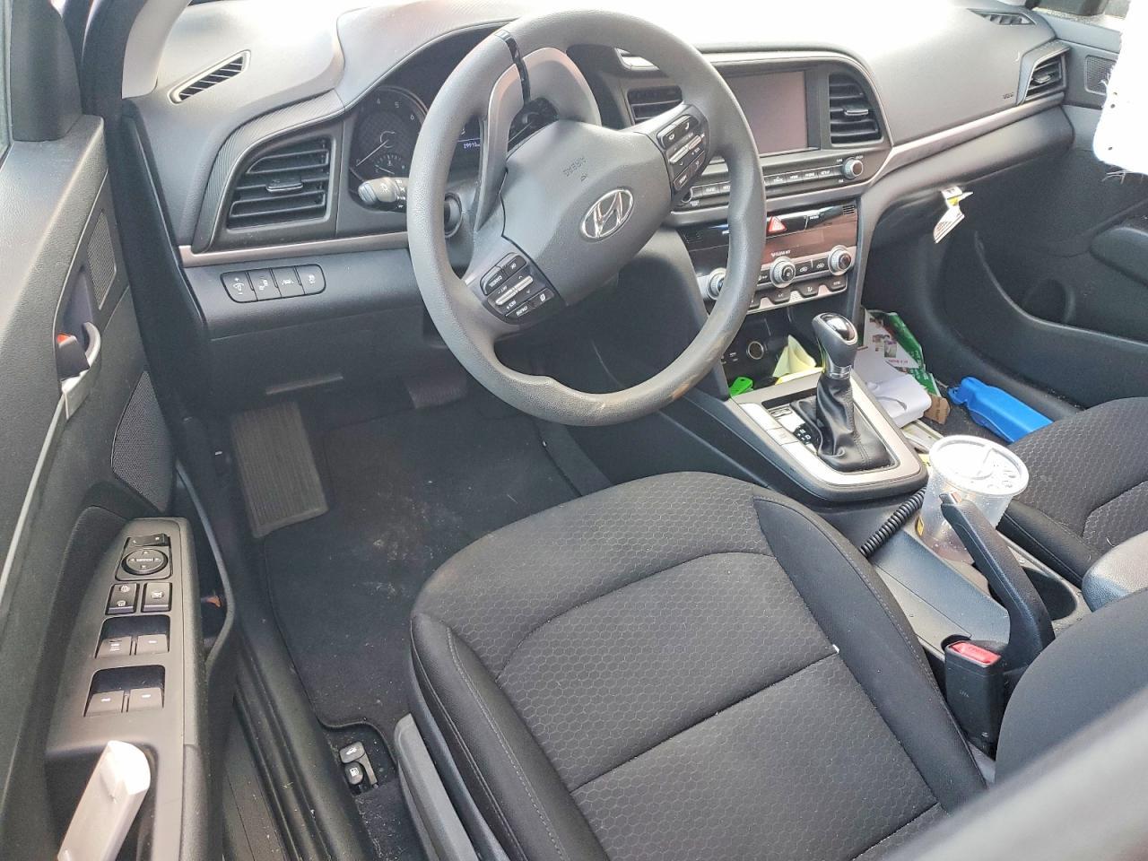 2020 Hyundai Elantra Sel - zdjęcie 8