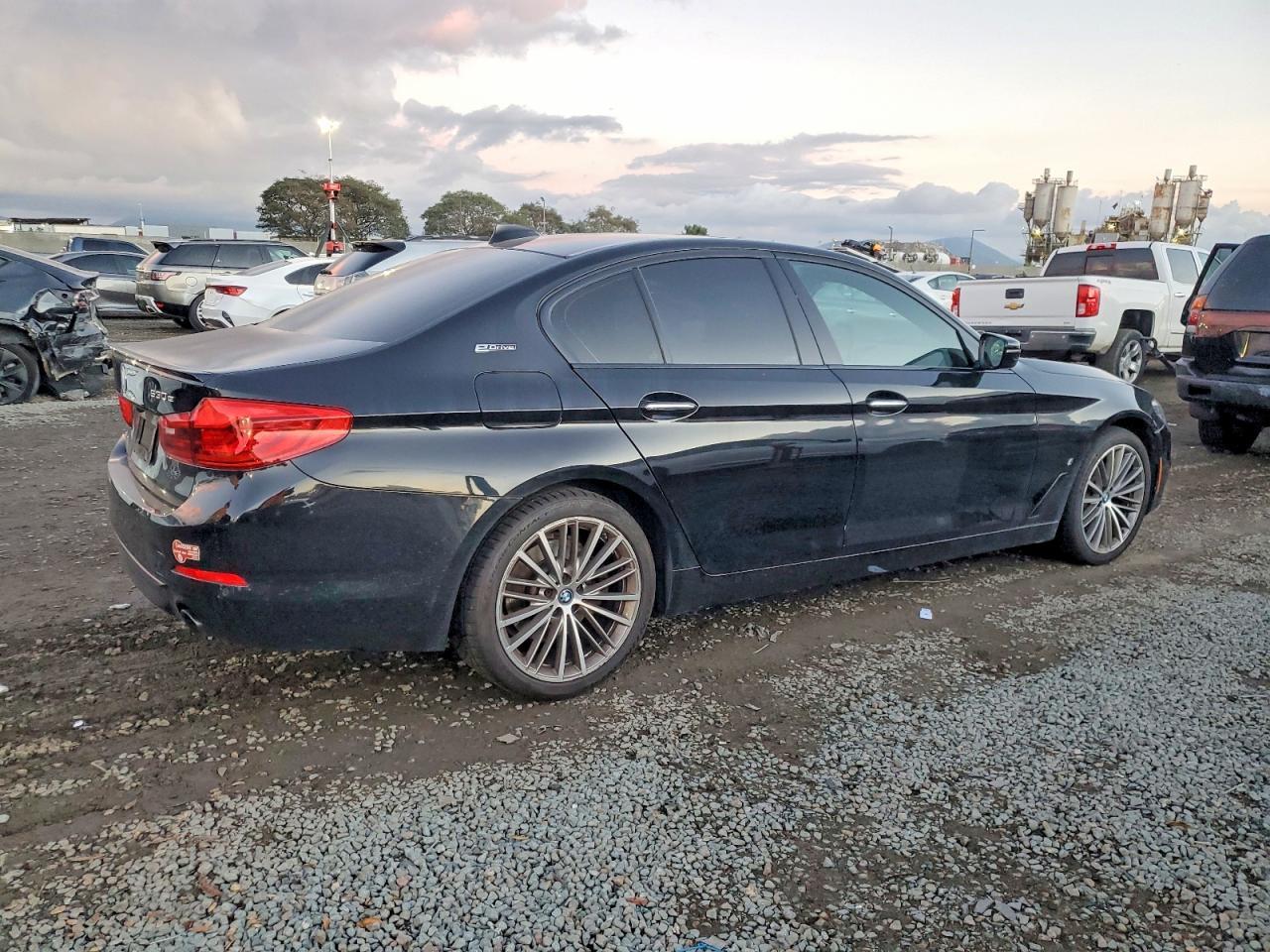 BMW Seria 5 - zdjęcie 3