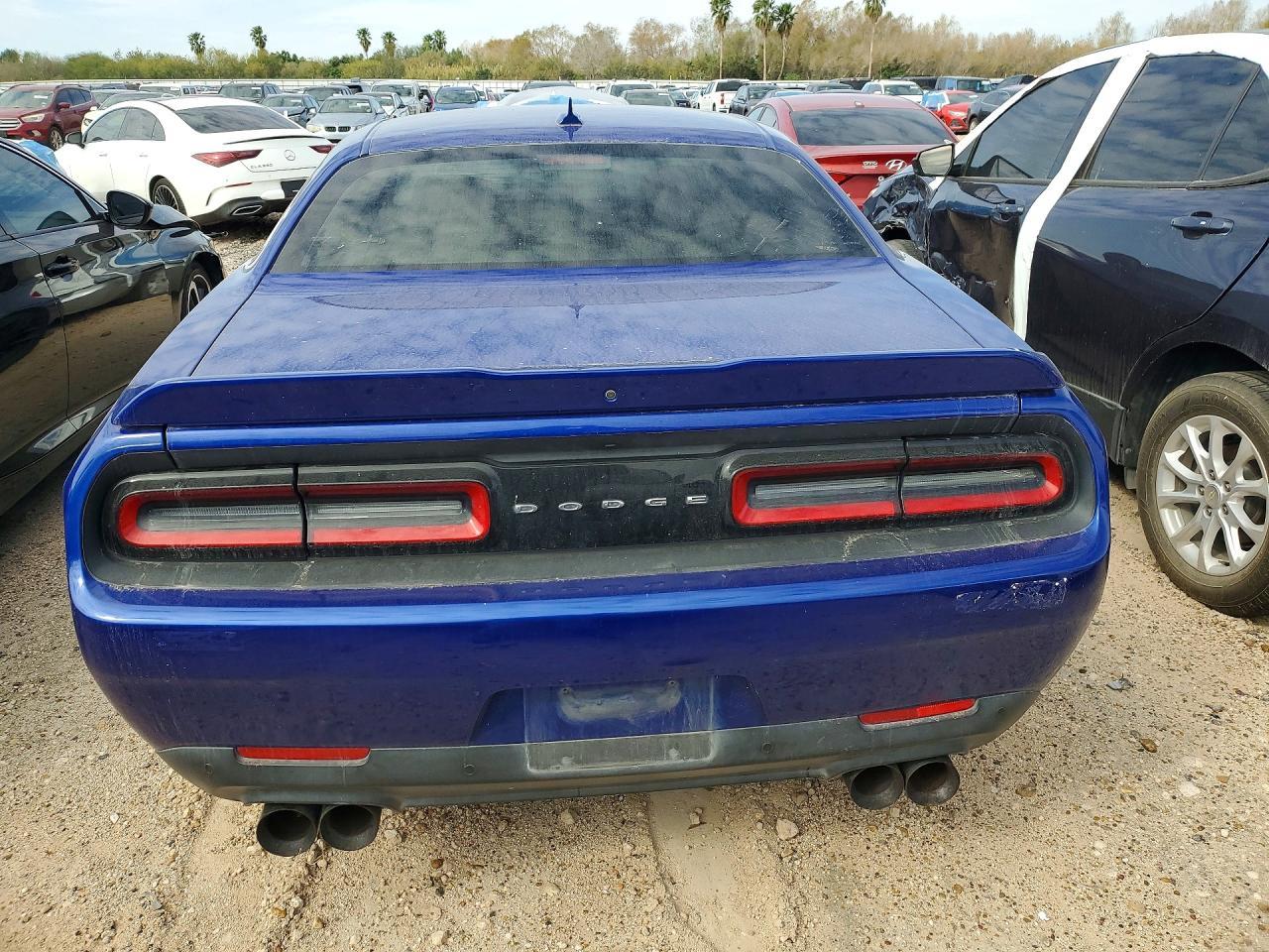 2022 Dodge Challenger R/T - zdjęcie 6