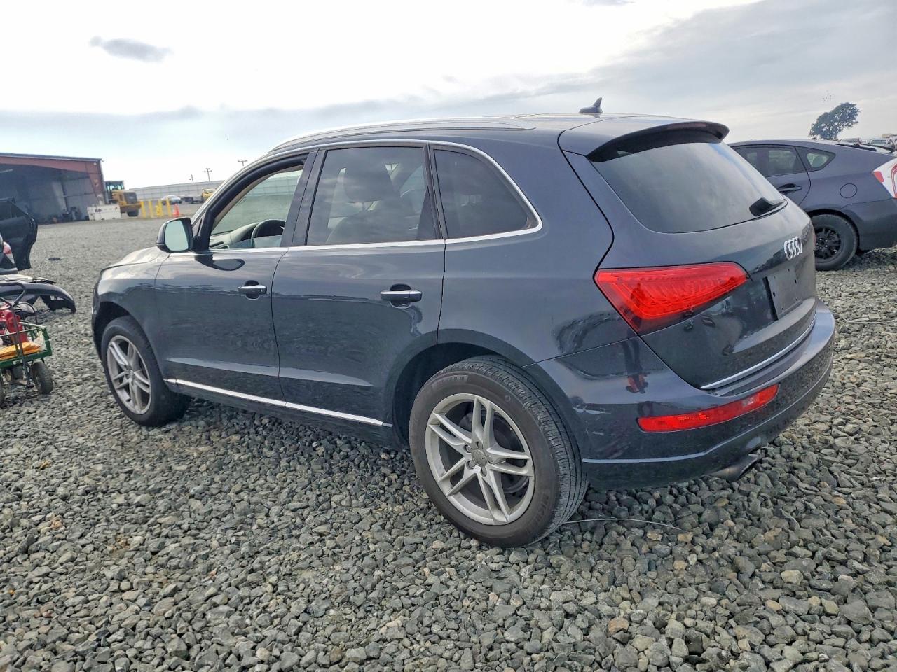 2017 Audi Q5 Premium Plus - zdjęcie 2