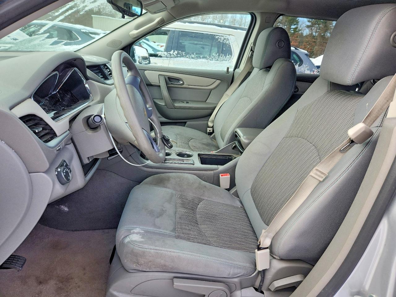 2017 Chevrolet Traverse Ls - zdjęcie 7