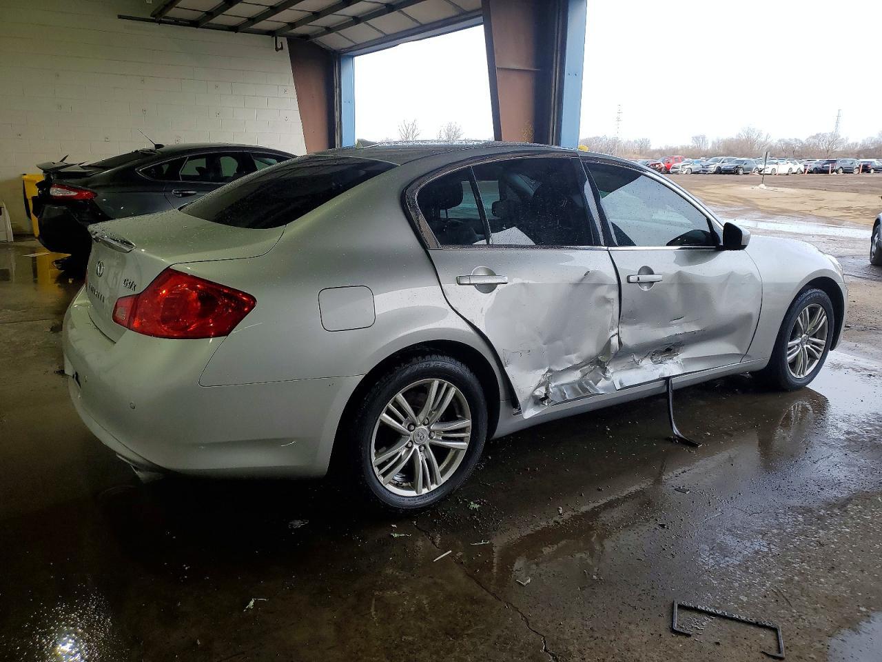 2013 Infiniti G37 Sedan X - zdjęcie 3