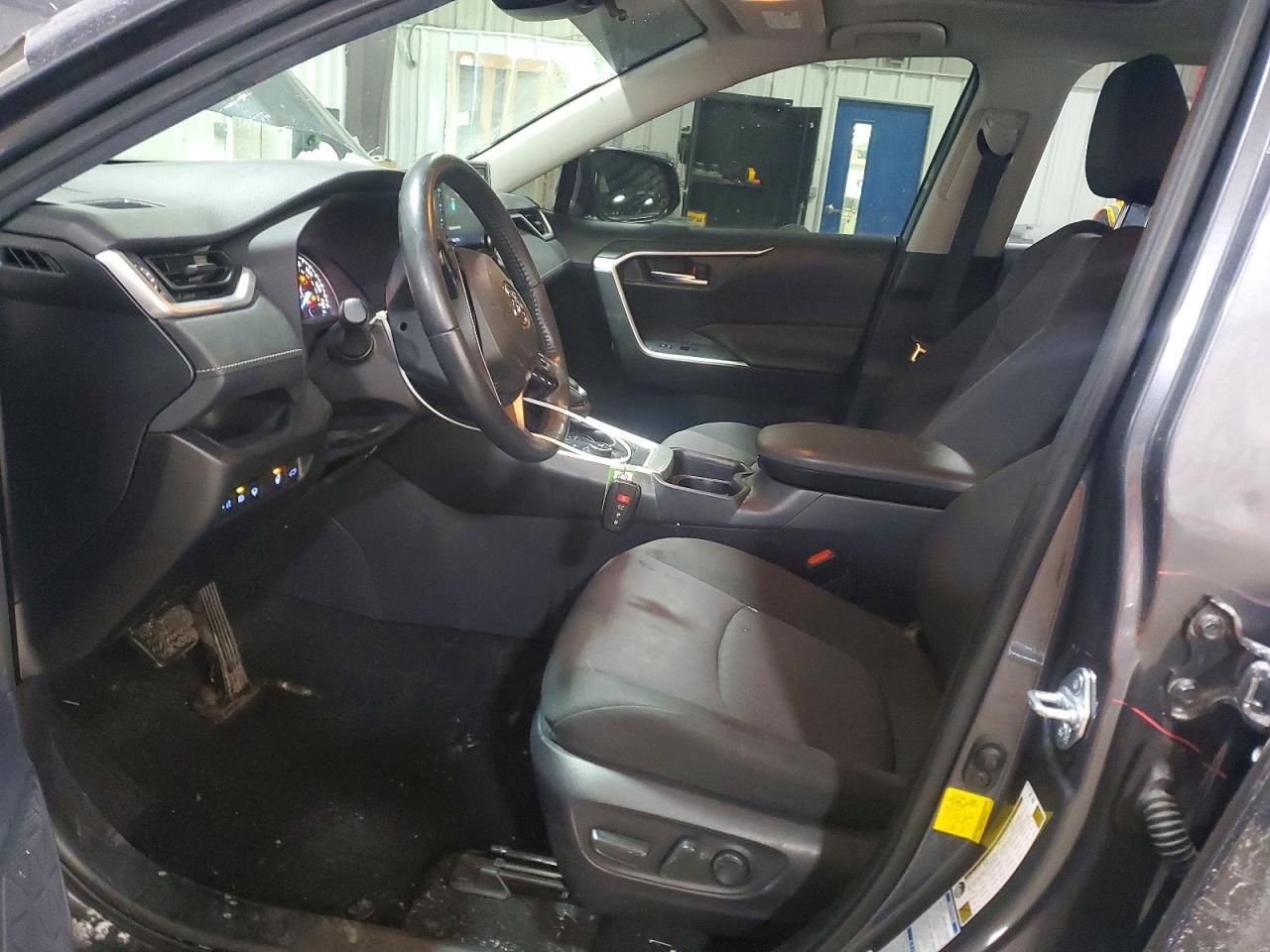 2021 Toyota Rav4 Hybrid Xle - zdjęcie 7