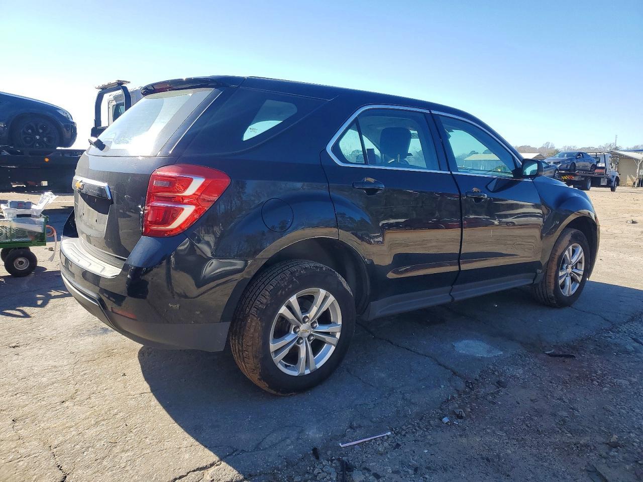 2017 Chevrolet Equinox Ls - zdjęcie 3