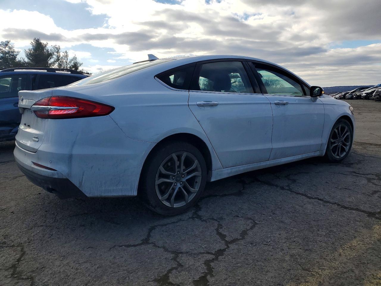 2020 Ford Fusion Sel - zdjęcie 3