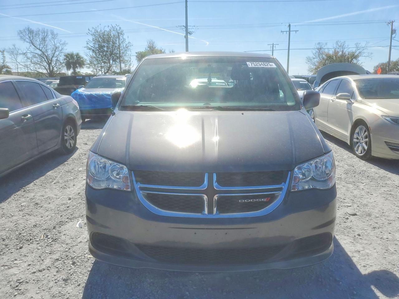 2017 Dodge Grand Caravan Se - zdjęcie 5