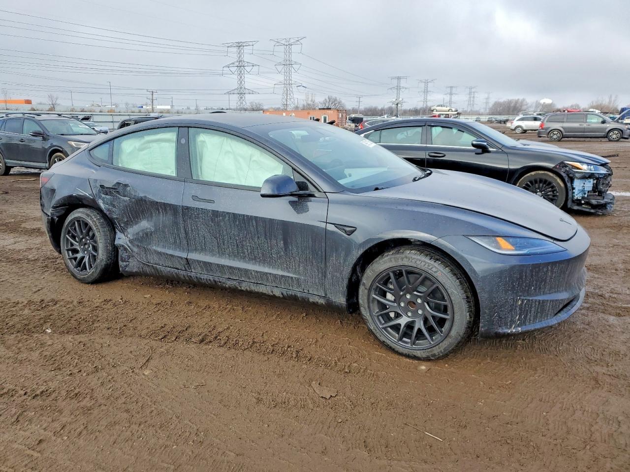 2026 Tesla Model 3 - zdjęcie 4