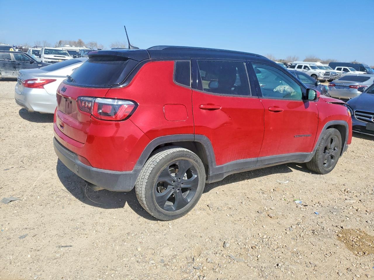 2019 Jeep Compass Latitude - zdjęcie 3
