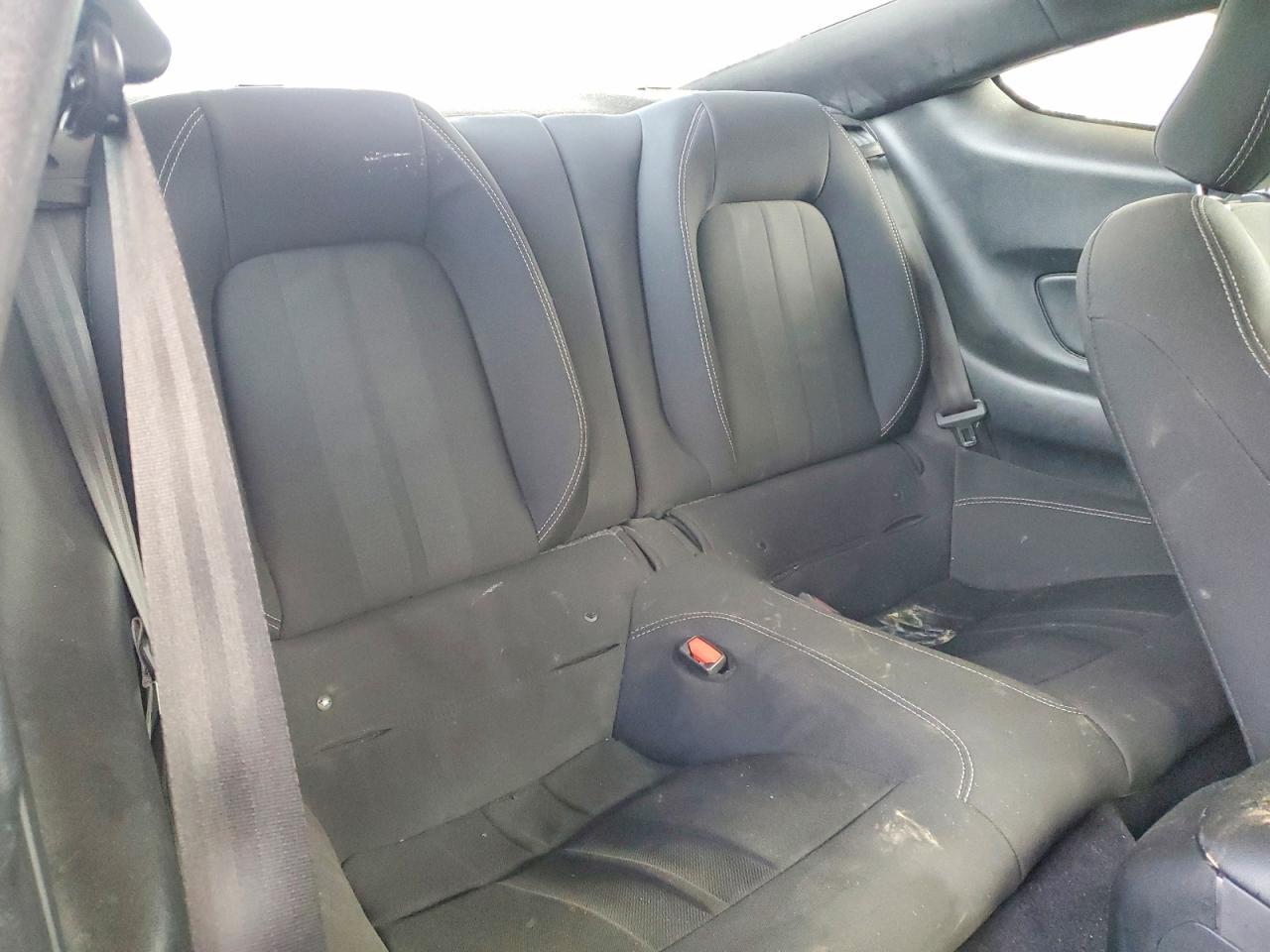 2021 Ford Mustang - zdjęcie 10