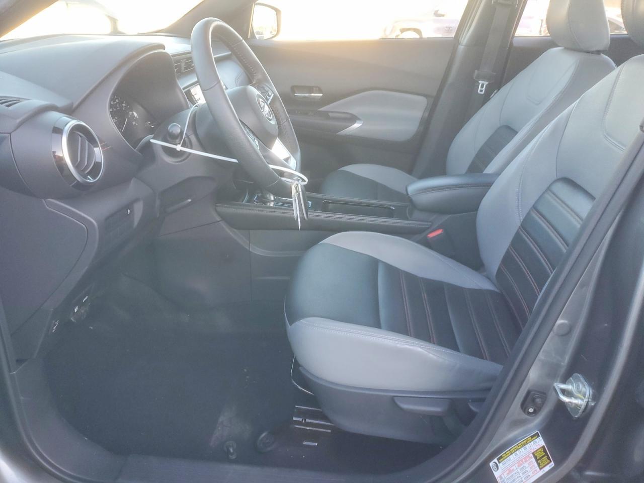 2023 Nissan Kicks Sr - zdjęcie 7