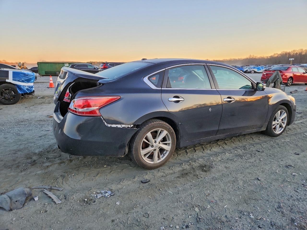 2013 Nissan Altima 2.5 - zdjęcie 3