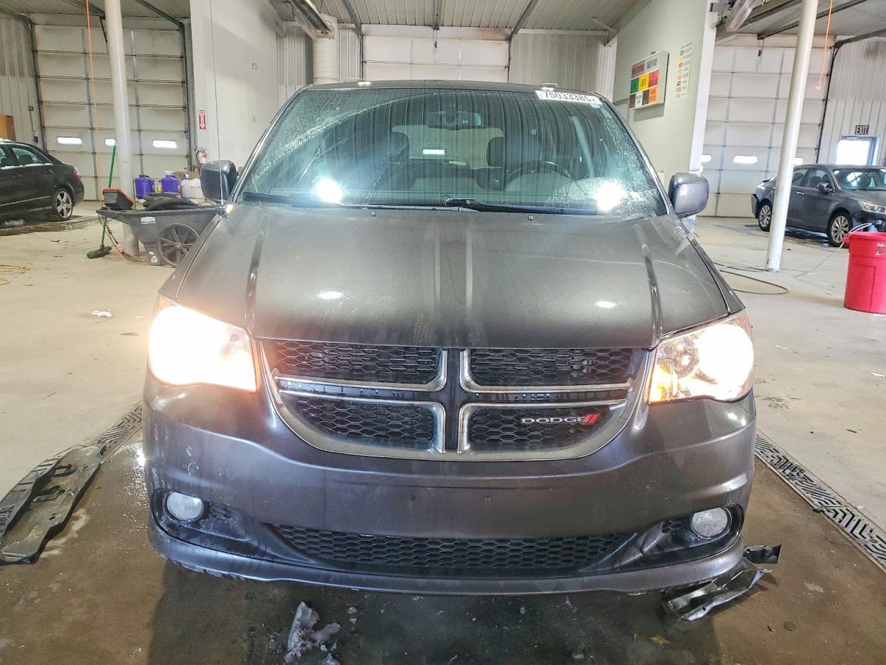 2017 Dodge Grand Caravan Sxt - zdjęcie 5