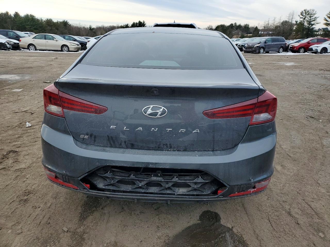 2020 Hyundai Elantra Se - zdjęcie 6
