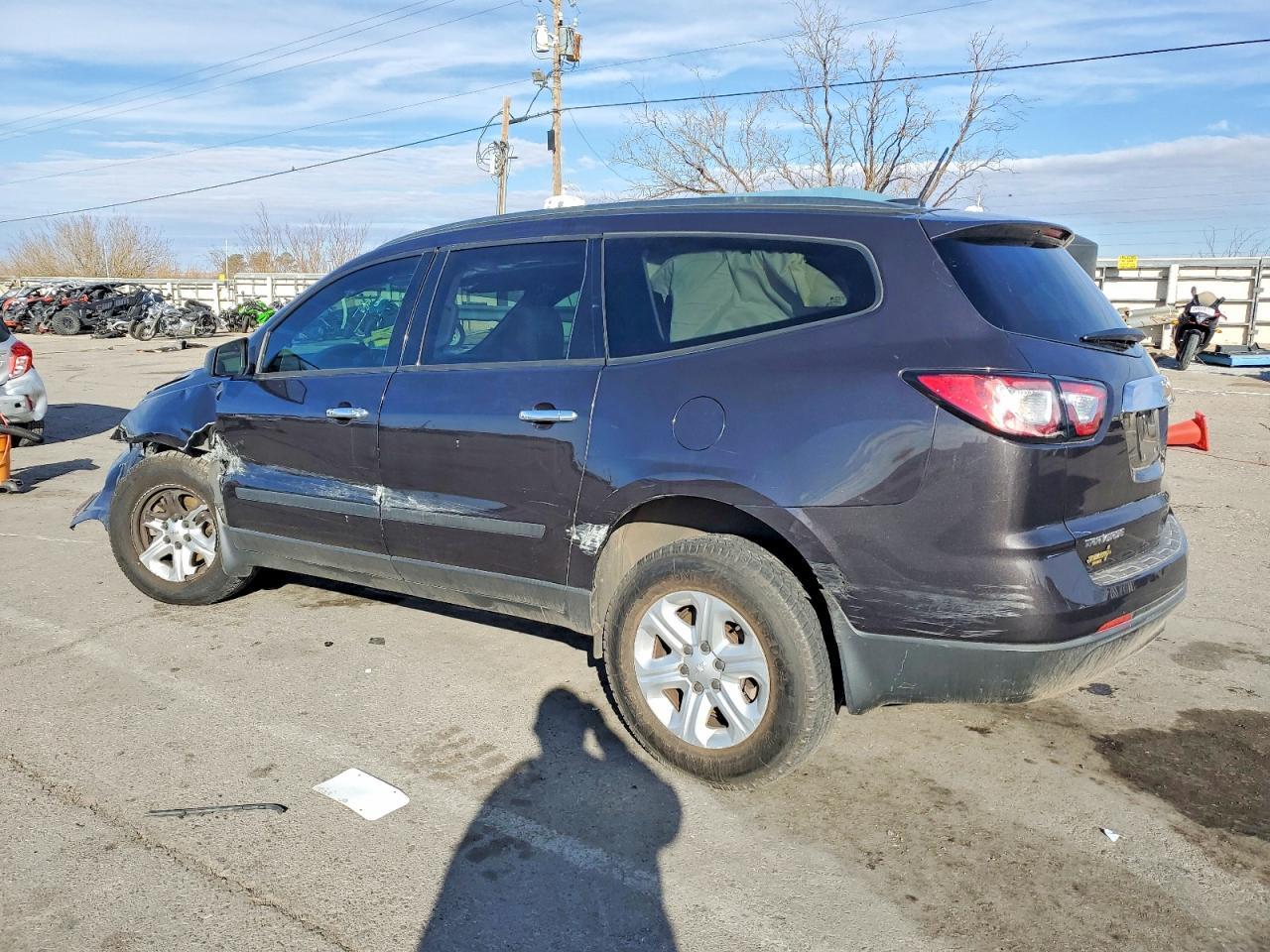 2017 Chevrolet Traverse Ls - zdjęcie 2