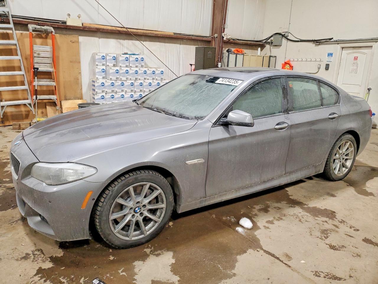 2013 BMW 535 Xi - zdjęcie główne