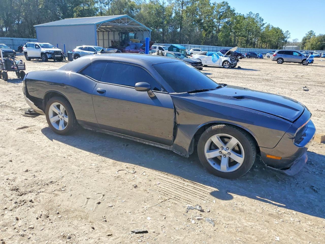 2013 Dodge Challenger Sxt - zdjęcie 4
