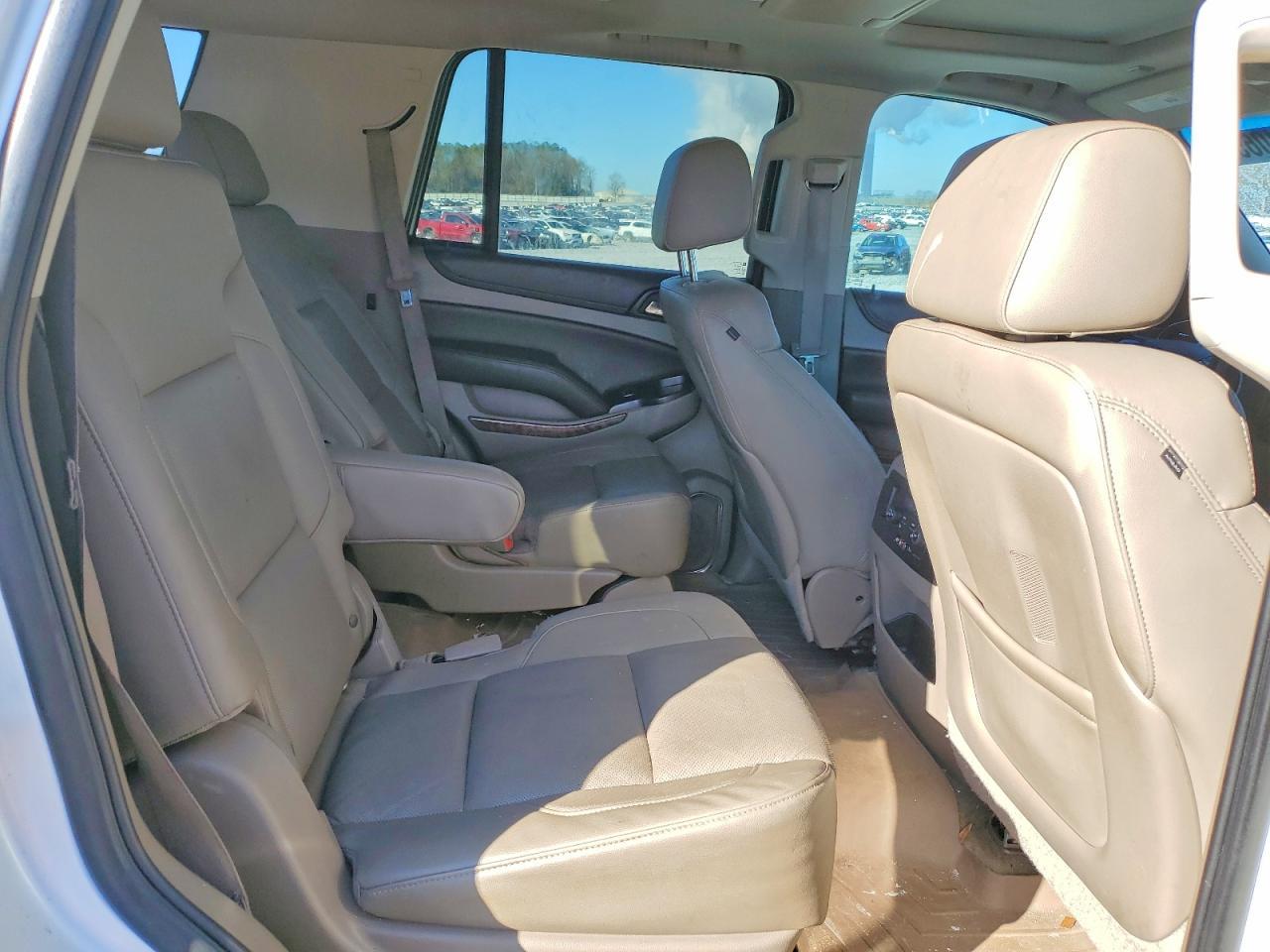 2015 Chevrolet Tahoe C1500 Ltz - zdjęcie 10