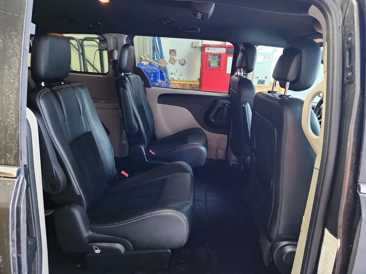 2017 Dodge Grand Caravan Sxt - zdjęcie 11