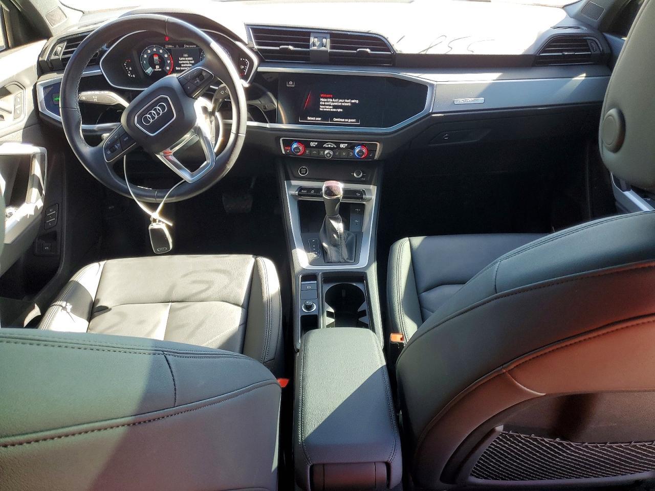 2024 Audi Q3 Premium 40 - zdjęcie 8