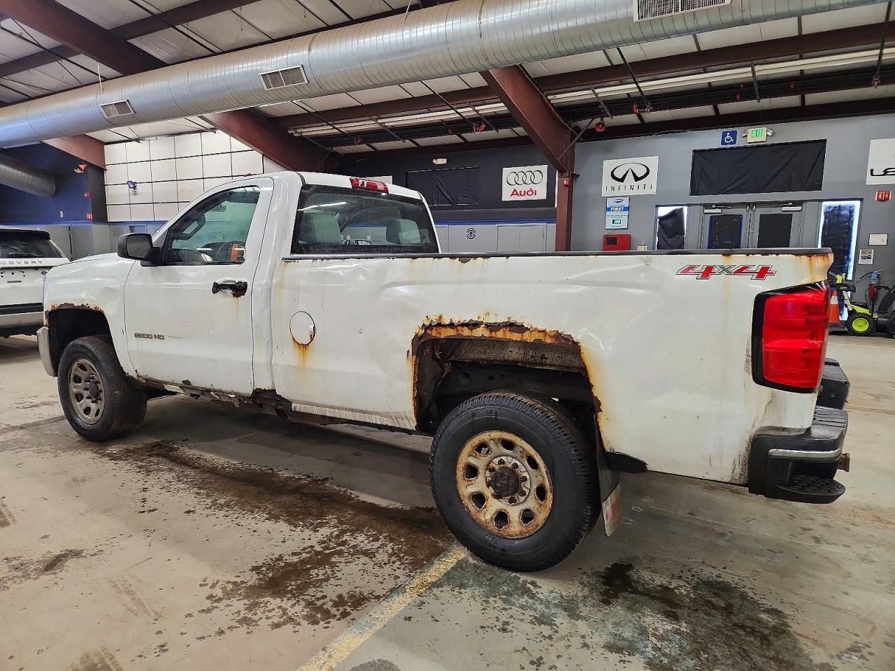 2016 Chevrolet Silverado K2500 Heavy Duty - zdjęcie 2
