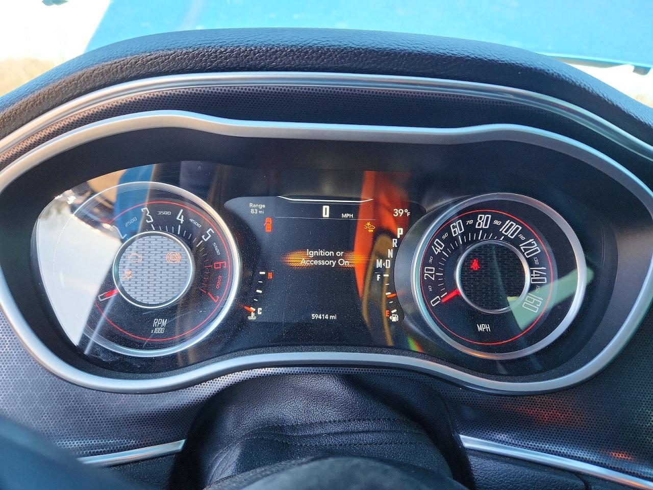 2016 Dodge Challenger R/T - zdjęcie 9