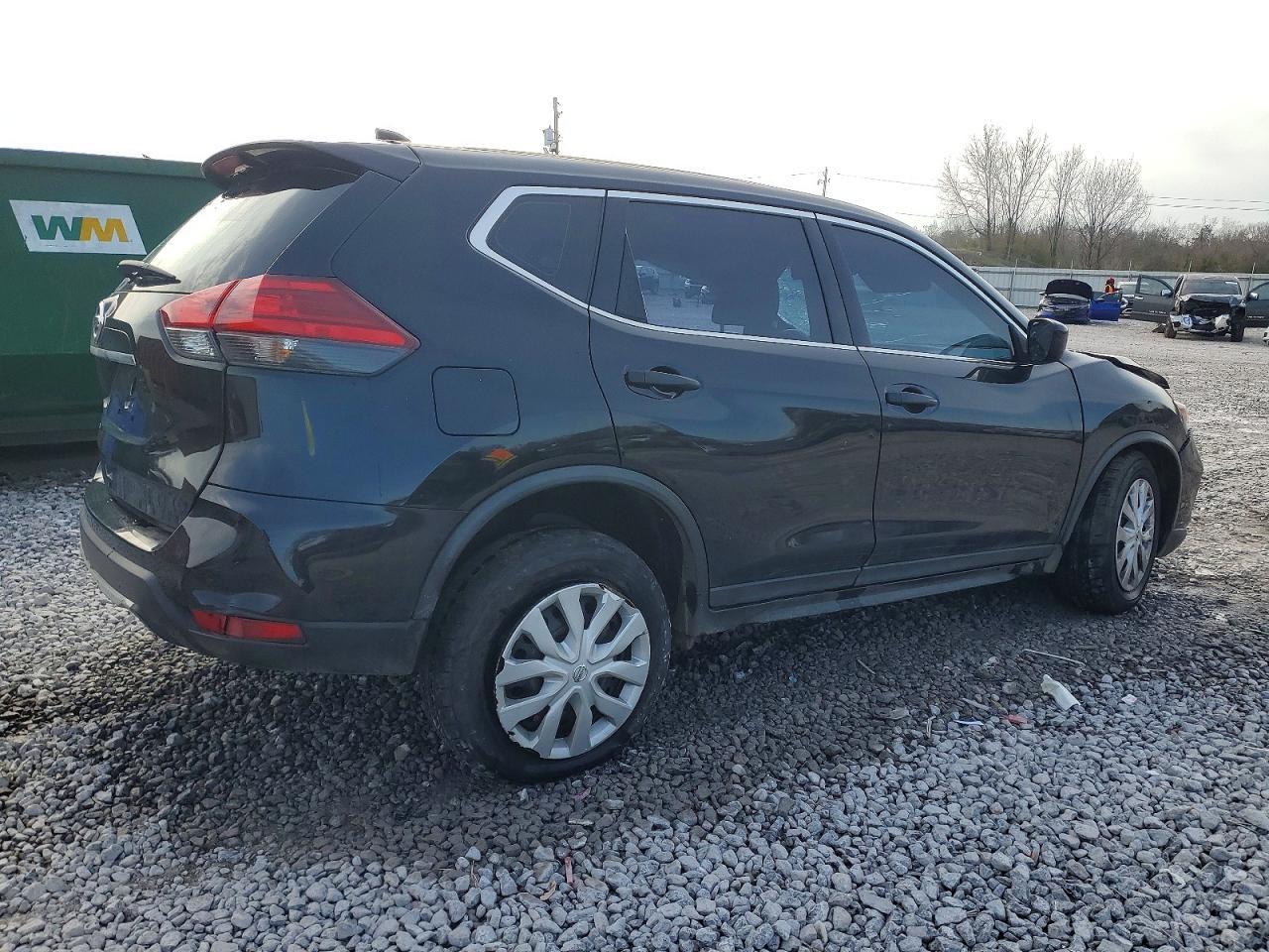 2017 Nissan Rogue S - zdjęcie 3