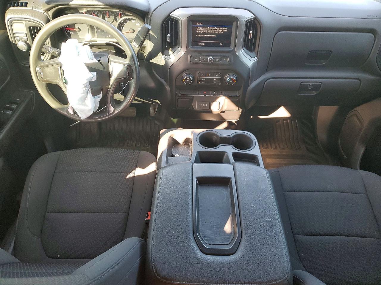 2021 Chevrolet Silverado C1500 - zdjęcie 8