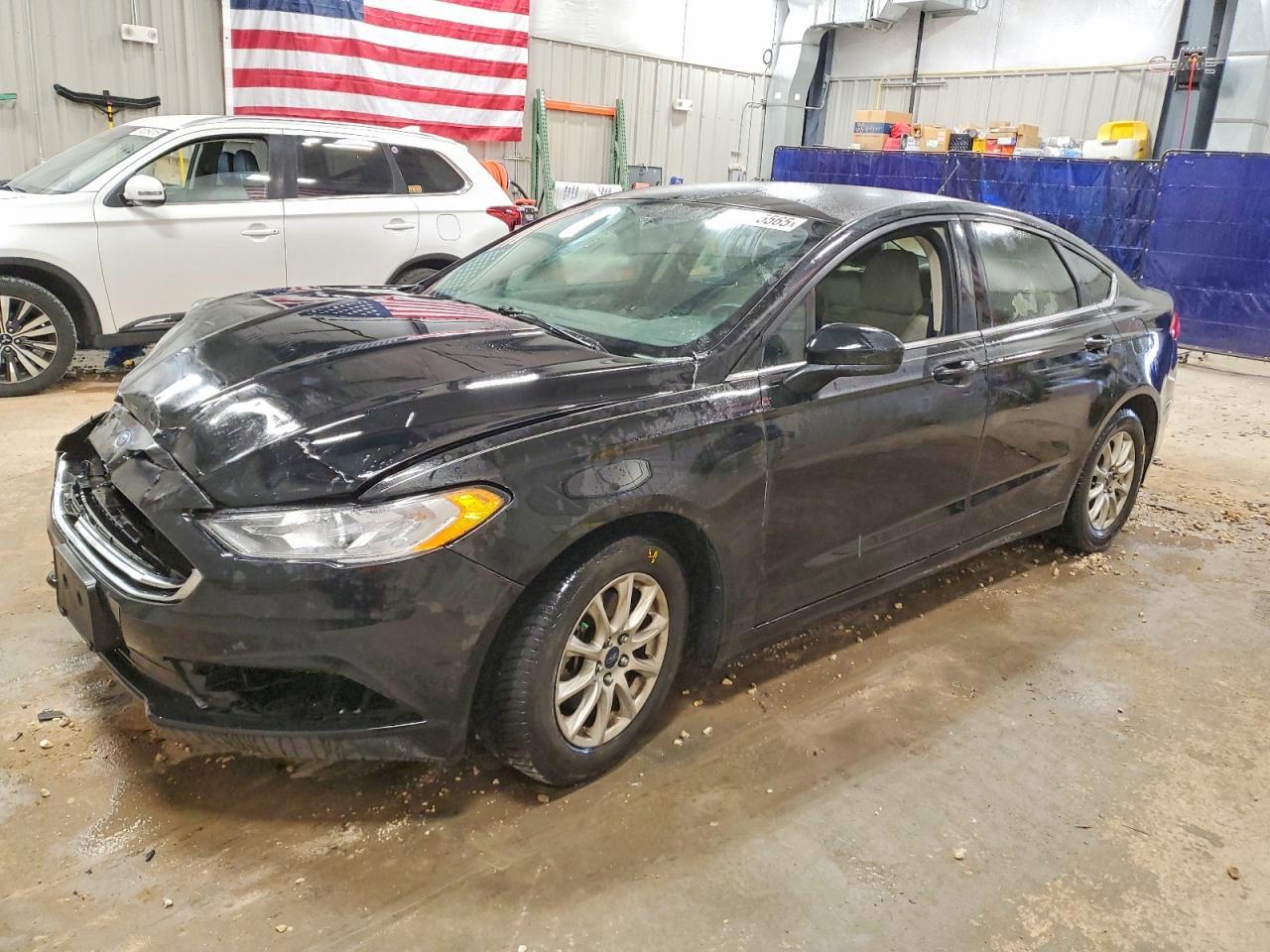 2018 Ford Fusion S - zdjęcie główne