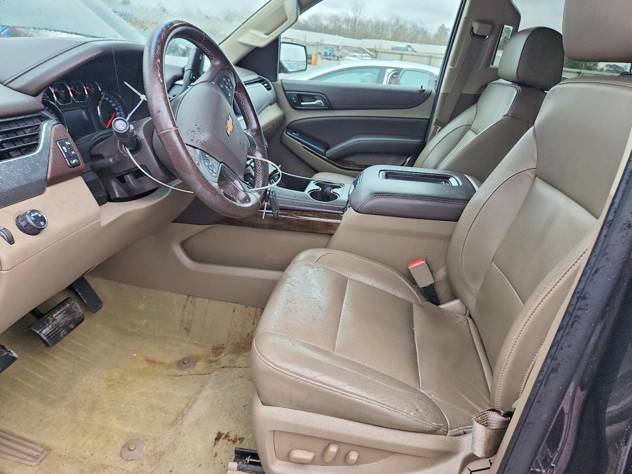 2016 Chevrolet Tahoe C1500 Lt - zdjęcie 7