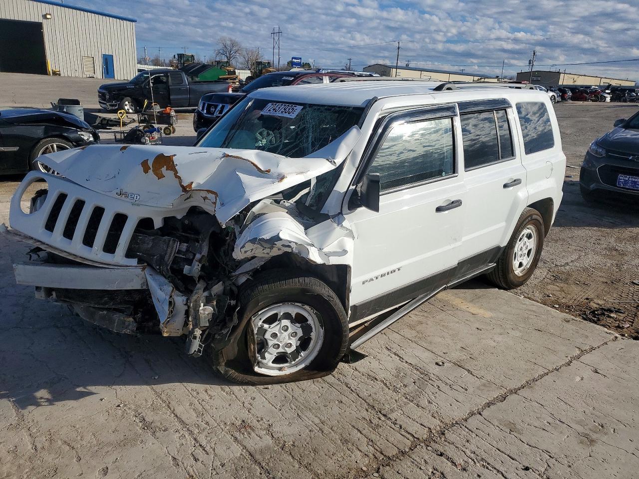 2016 Jeep Patriot Sport - zdjęcie główne